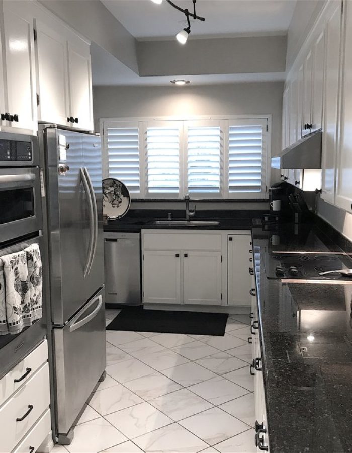 White Kitchen Cabinets